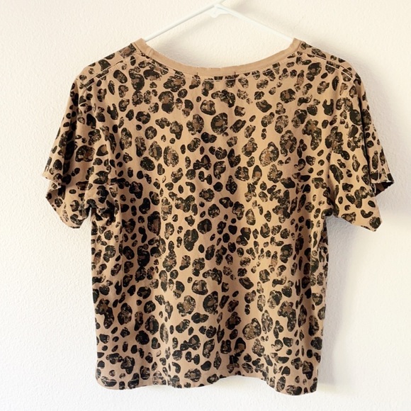 AMO Leopard Classic Tee - Picture 6 of 16